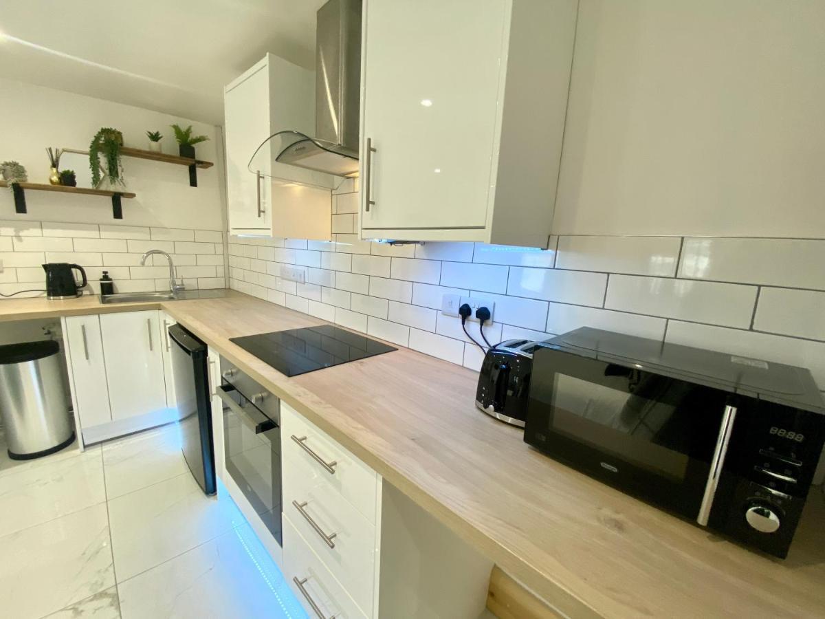 Stylish Studio Apartment In Centre Of סנט קלירס מראה חיצוני תמונה